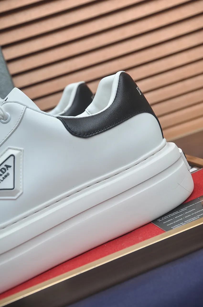 Men's shoes 💰580💶【PRADA】Top original, new season, high quality original goods, top imported calfskin with original imported glue, imported cowhide inside with original cowhide feet, original outsole! Quality guaranteed! Code 38-45 (45 customized)